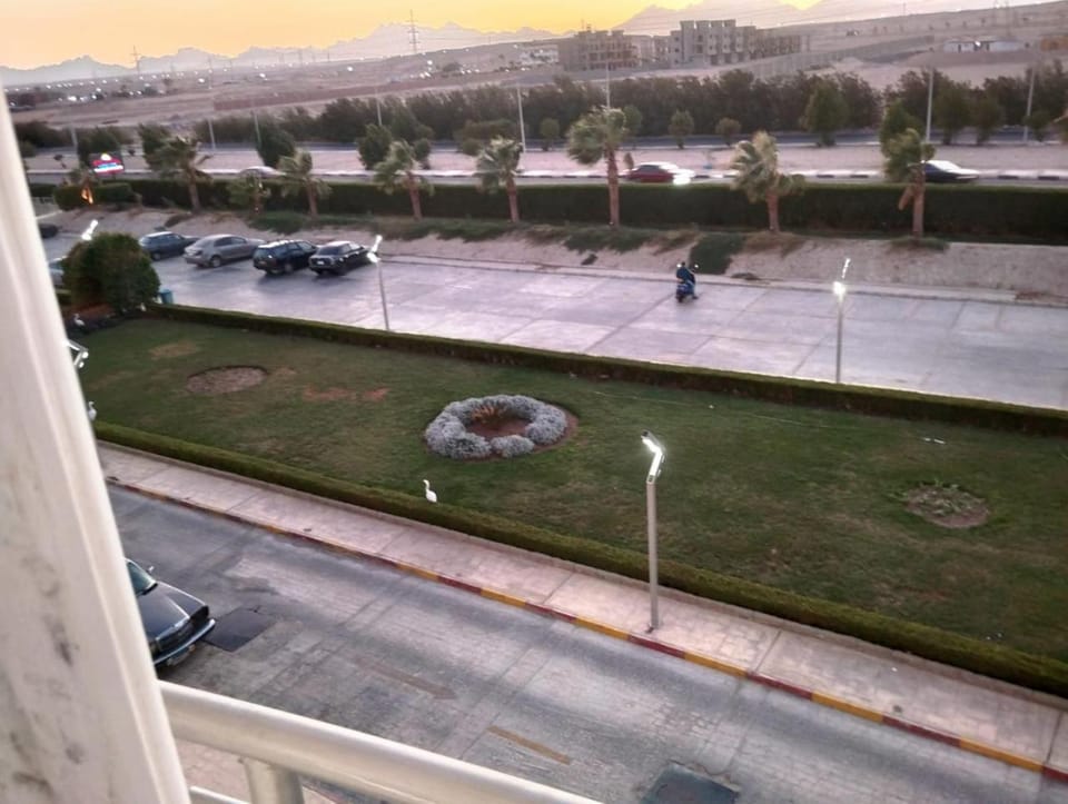 Street view, Parking