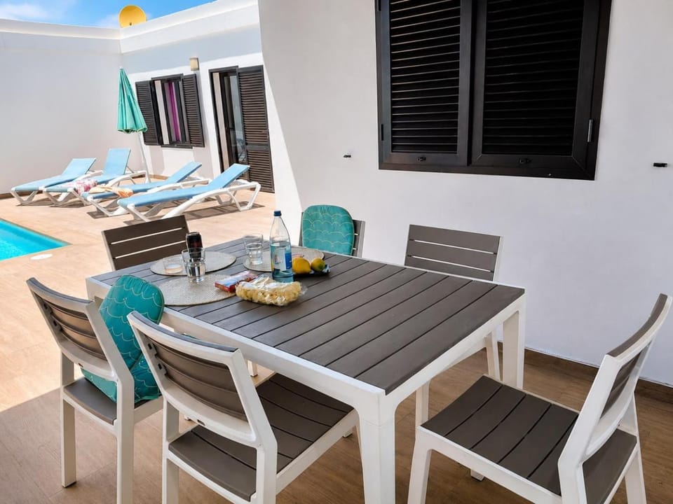Villa Wave by HH Villa in Playa Blanca