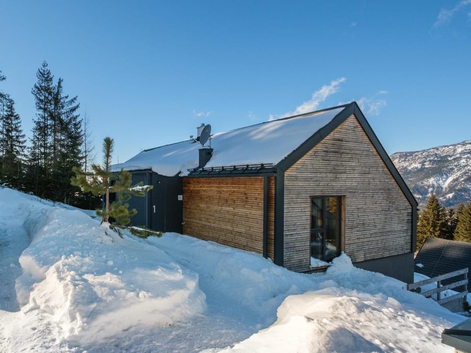 Property building, Winter