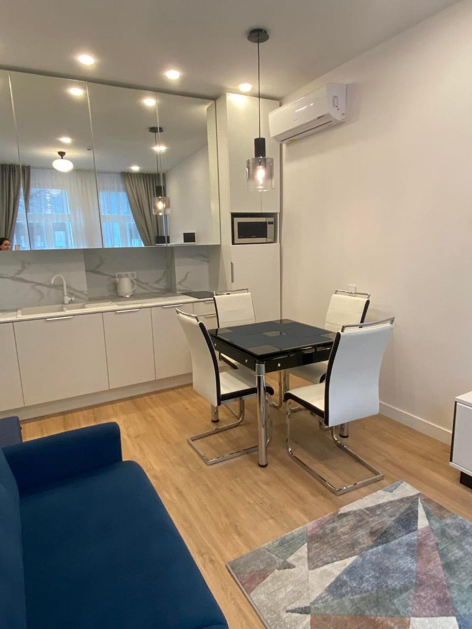 Living room, Dining area, Communal kitchen