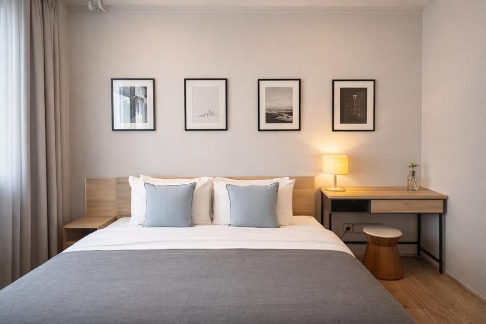 Bed, Bedroom