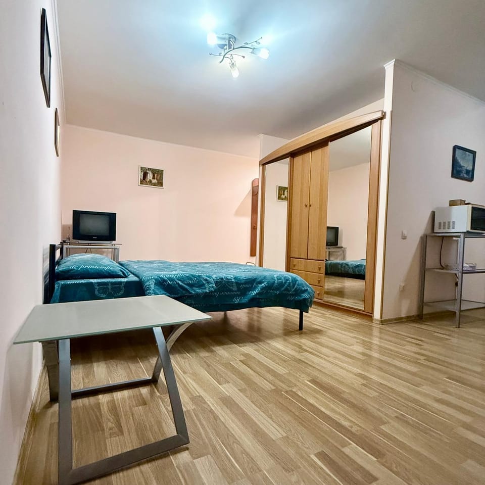 Studio-apartment near Ocean Plaza Apartment in Kiev City - Kyiv