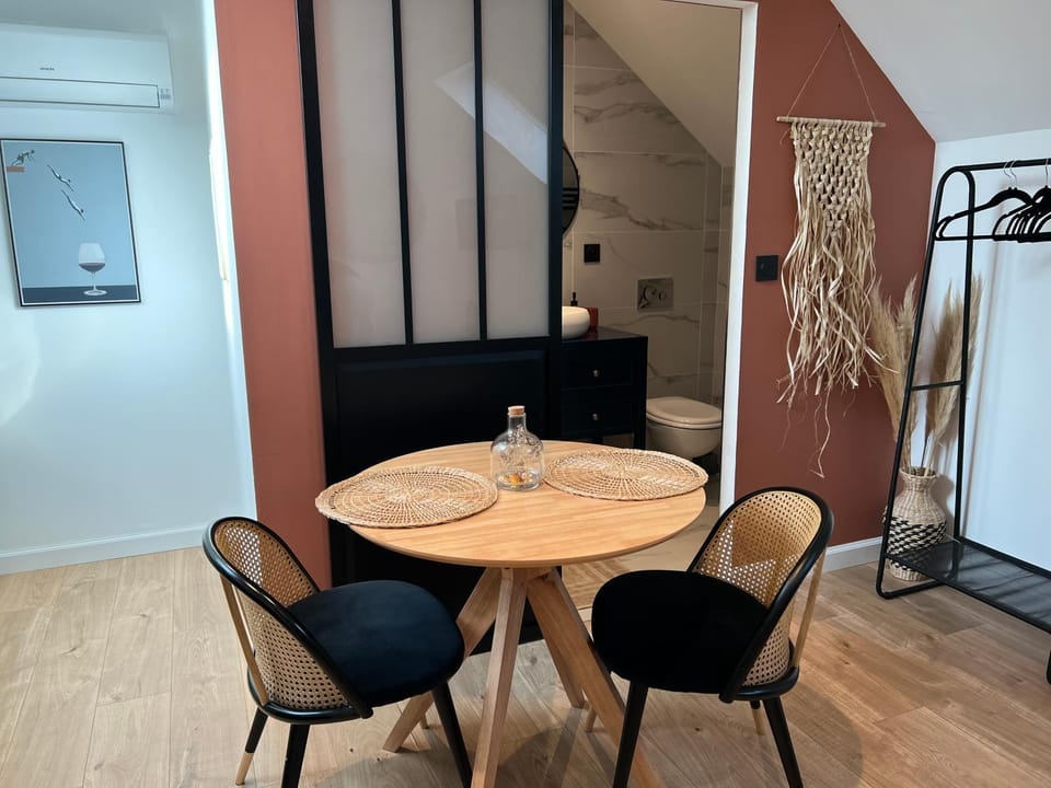 Le studio d’Ambre Apartment in Bourgogne-Franche-Comté
