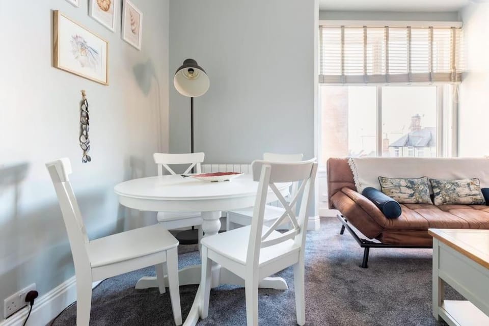 Beach Retreat Apartment in Lytham St Annes