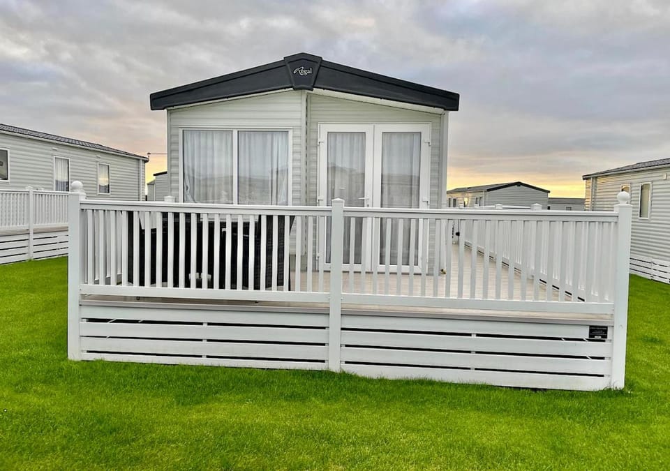 Property building, Patio