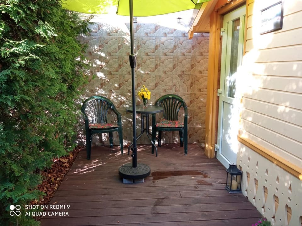 Patio, Facade/entrance, Balcony/Terrace