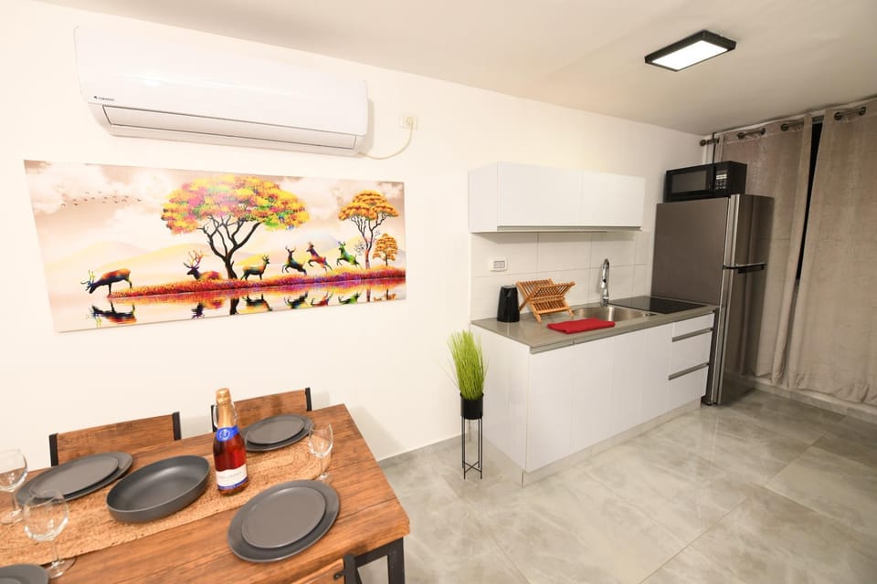 Kitchen or kitchenette, kitchen