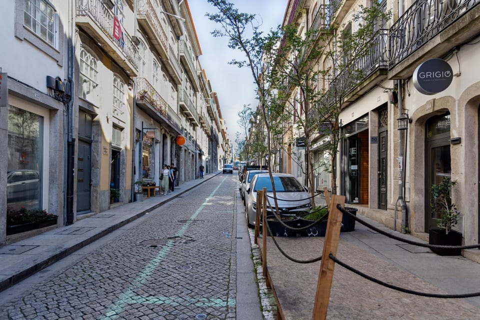 Neighbourhood, Street view