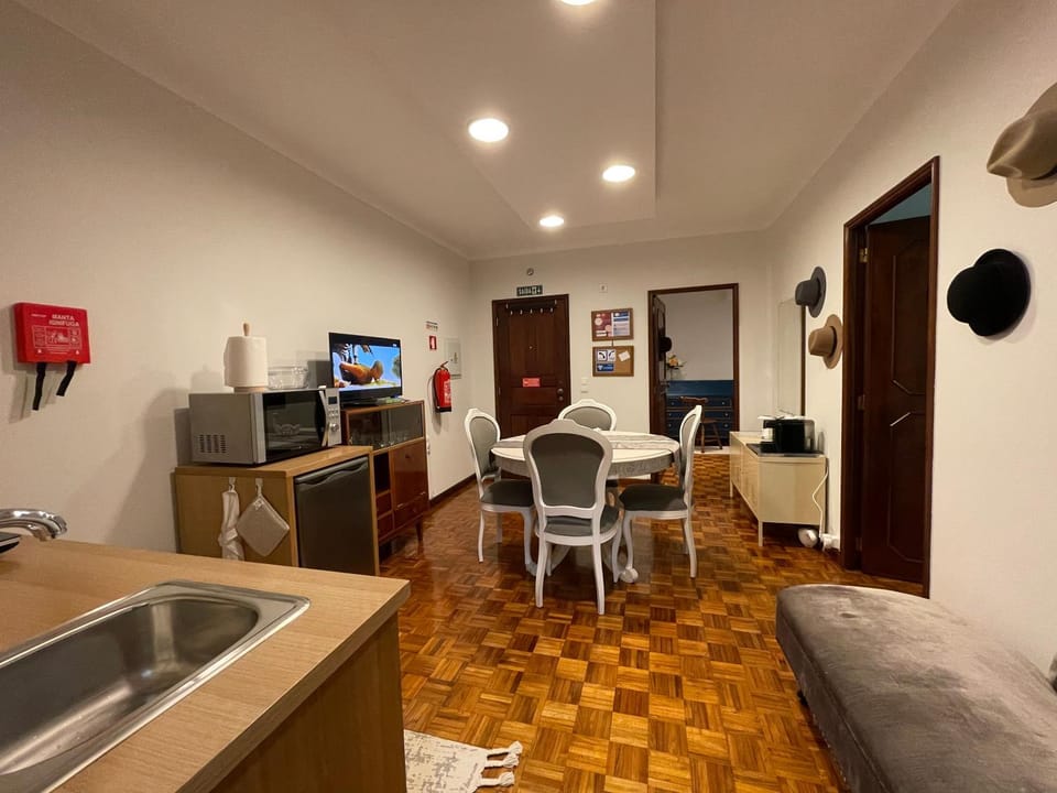 Kitchen or kitchenette, Living room, Dining area
