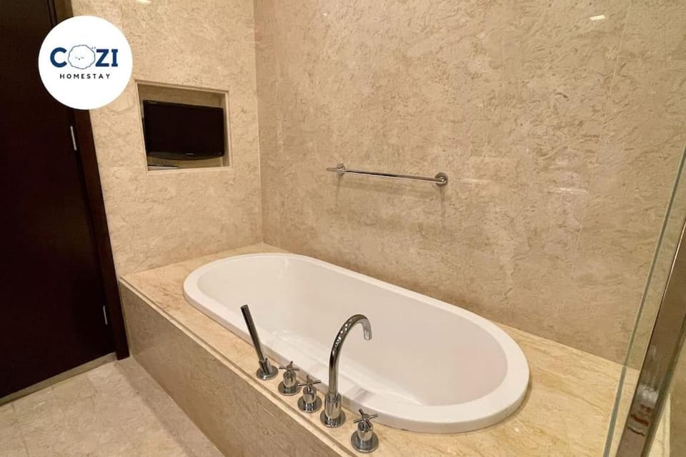 Bathroom, Bath