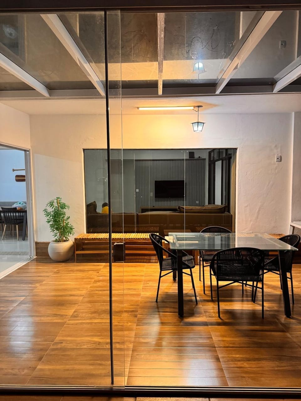Cobertura na Praia da Enseada-Guarujá 180m2 10 hospedes Apartment in State of São Paulo