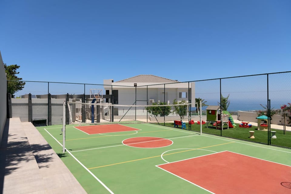Day, Natural landscape, Tennis court