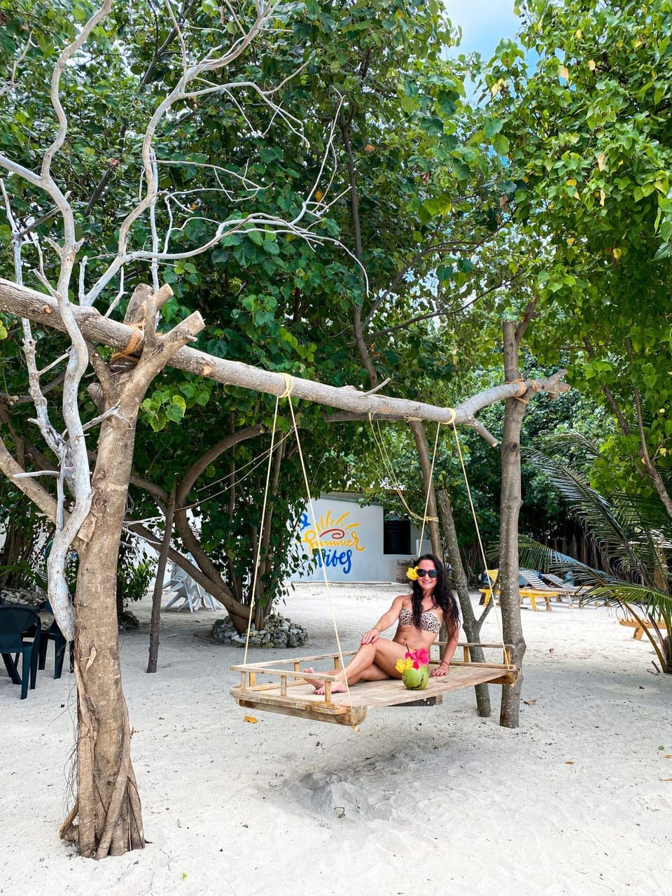 Day, People, Natural landscape, Beach, group of guests