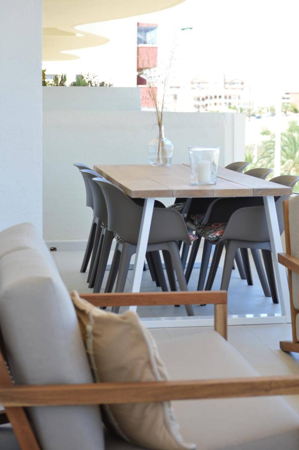Dining area, City view, Garden view, Pool view, Pool view, Quiet street view, Inner courtyard view