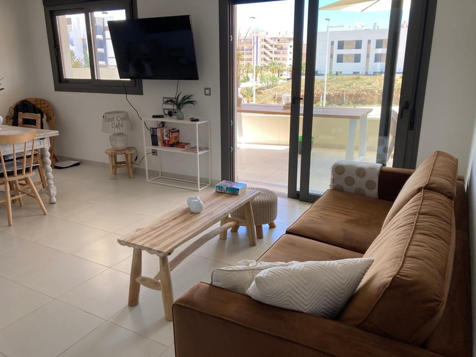 Communal lounge/ TV room, View (from property/room), Living room, Seating area, Dinner