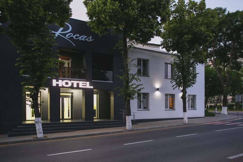 Property building, Facade/entrance, Property logo or sign