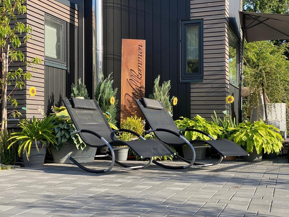 Property building, sunbed