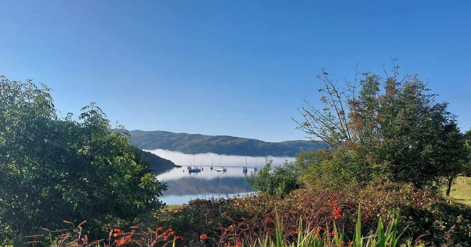 1 Bed Lodge - Sleeps 2 - Pets Ok - Free Parking House in Scotland