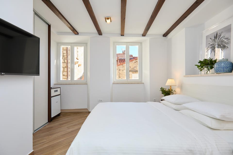 TV and multimedia, Bedroom