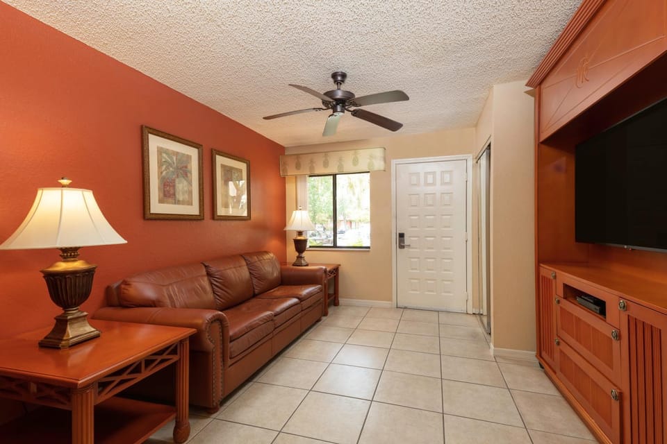 Living room, Seating area, furniture