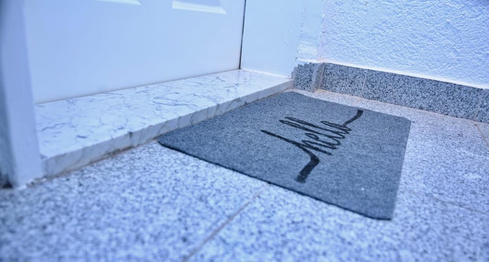 Holiday Home Cologne with Balkon - near KölnMesse - temporary living- Apartment in Cologne