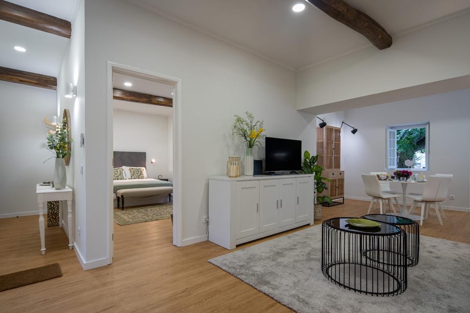 Living room, Dining area, Bedroom