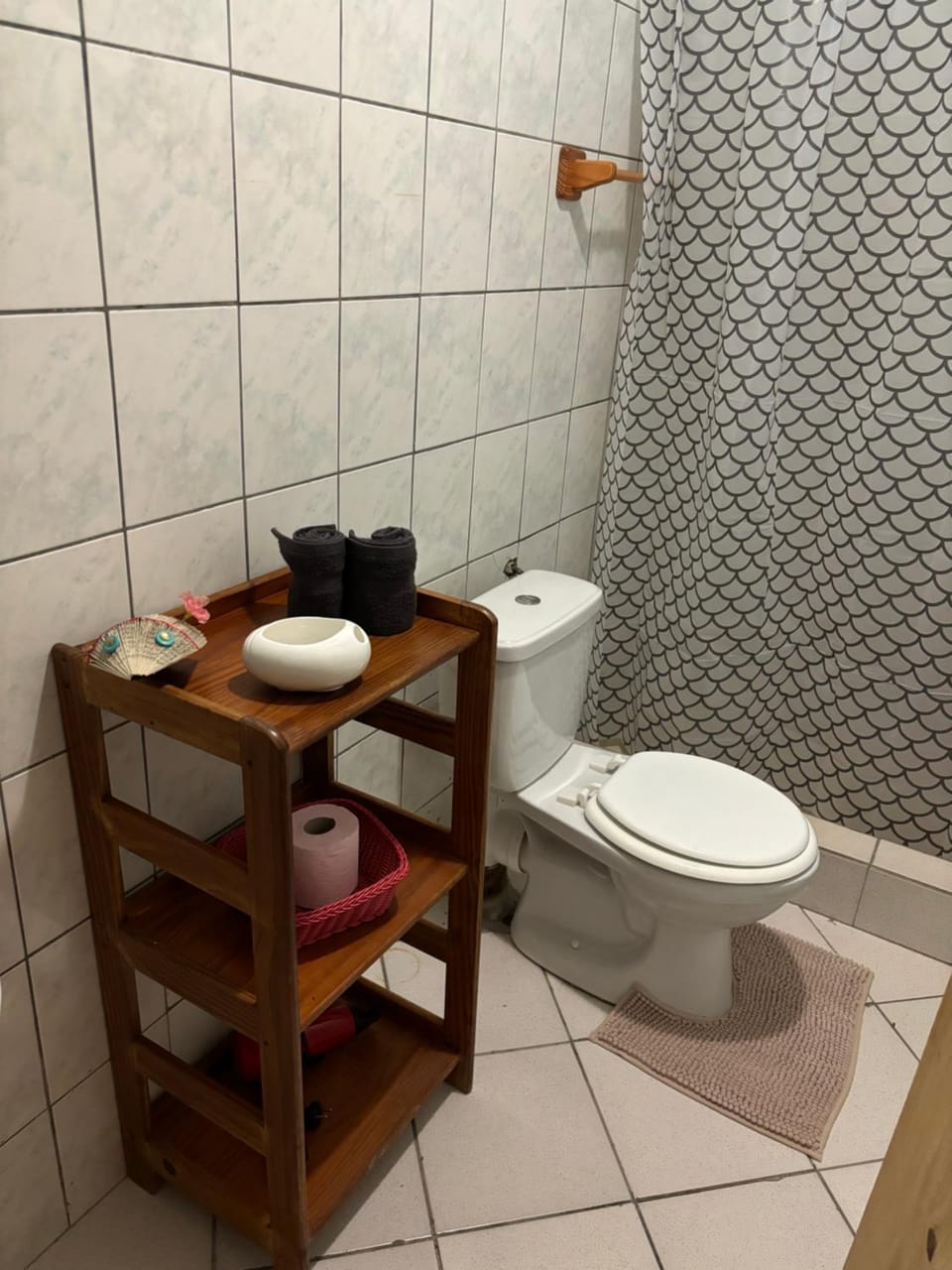 Toilet, Bathroom, towels