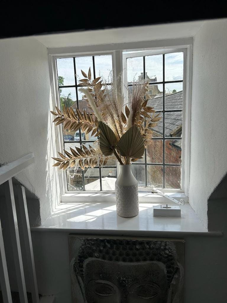 Siam cottage guesthouse over 300 years old with Thai restaurant Bed and Breakfast in Moreton-in-Marsh