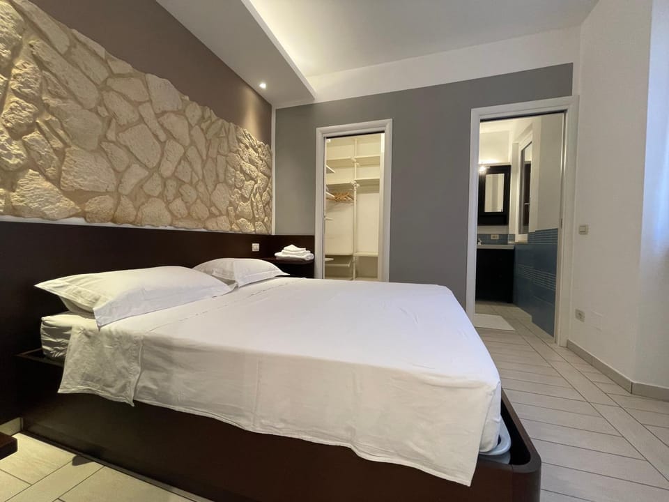 Al Piano 2 Apartment in Marche