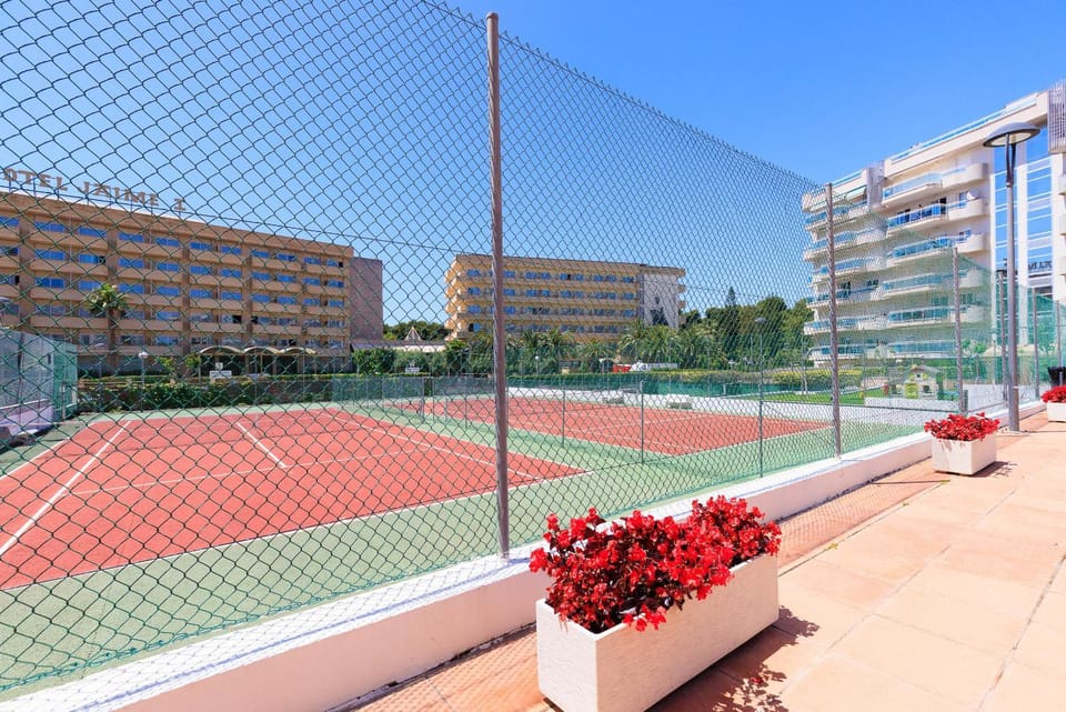 Off site, Tennis court