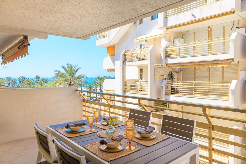 Balcony/Terrace, Dining area