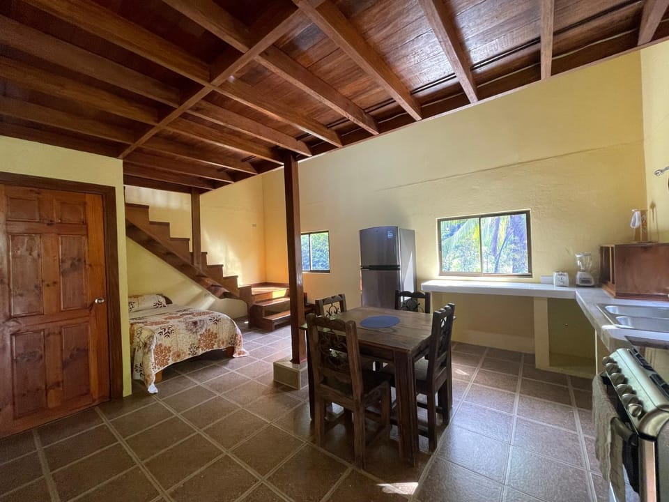 Living room, Dining area, bunk bed
