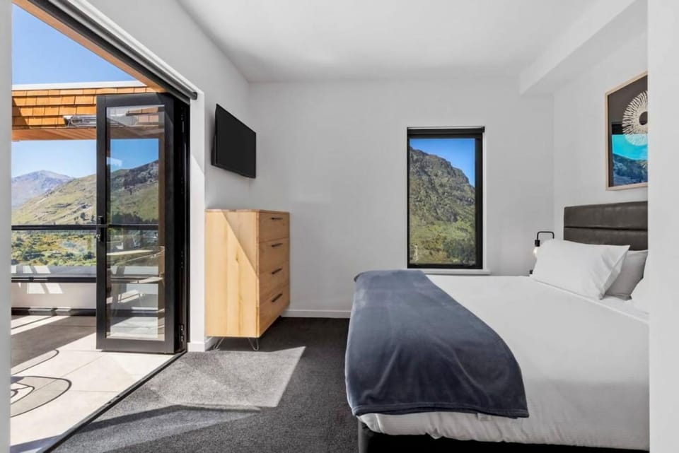 Mountain Views Penthouse - Apartment 22 Apartment in Queenstown