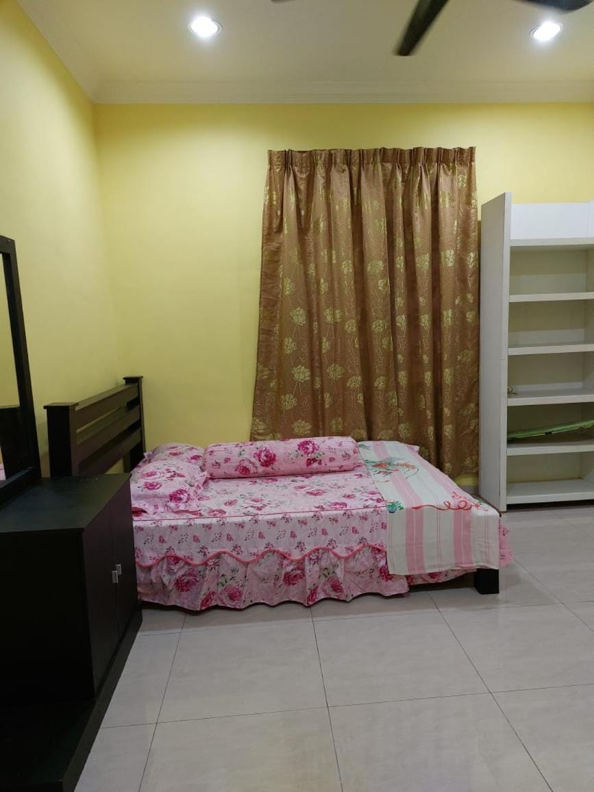 HOMESTAY D'BUKIT PULAU MELAKA House in Malacca
