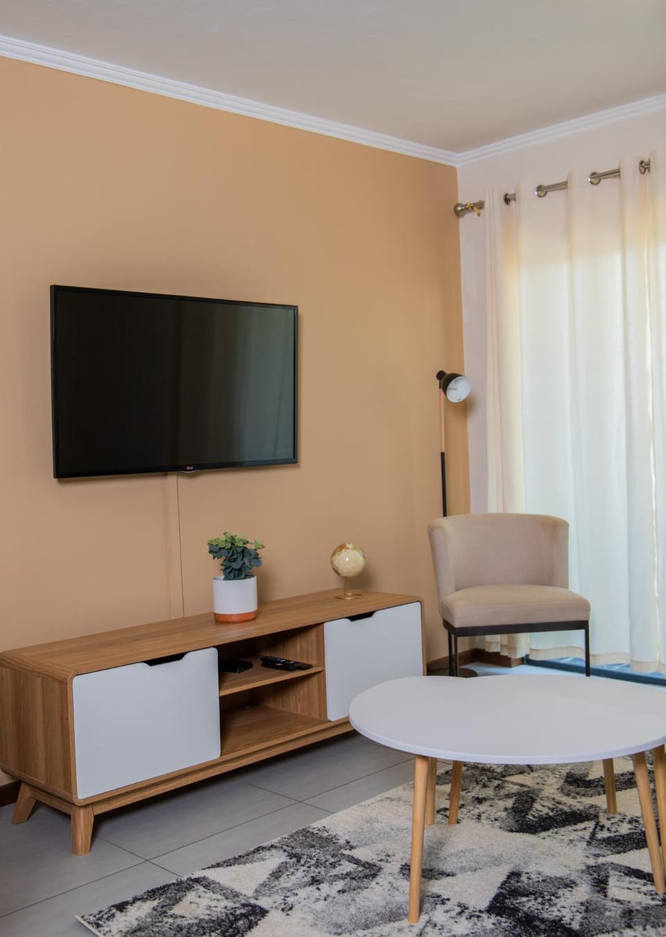 TV and multimedia, Living room, Seating area