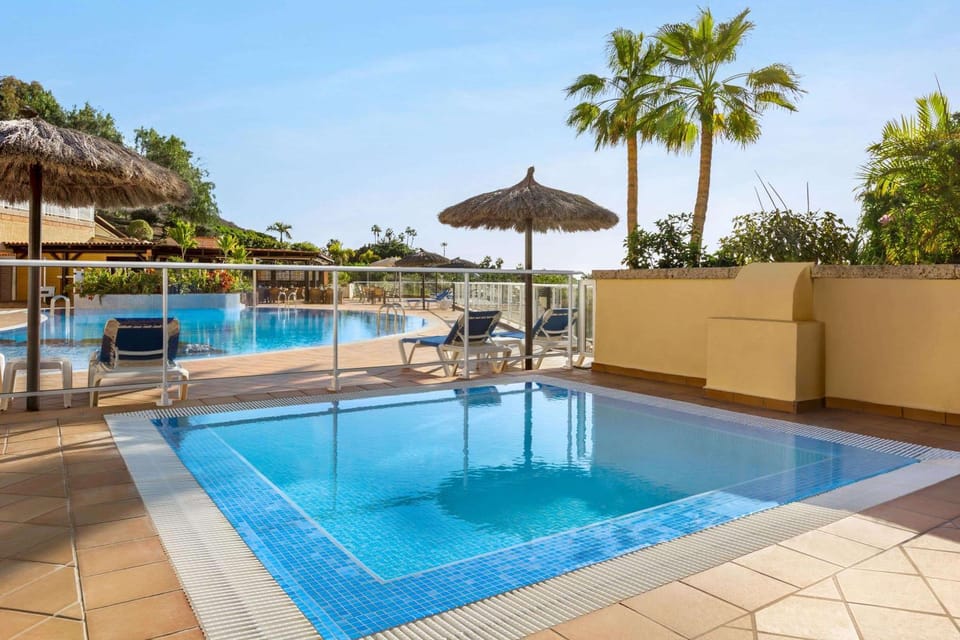 On site, Pool view, Swimming pool, Family