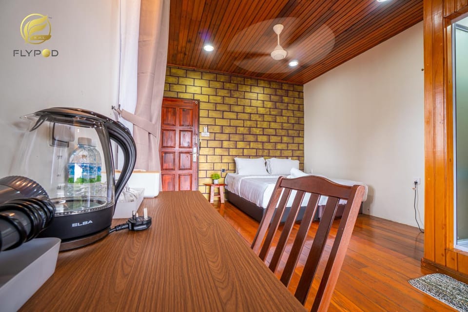 Flypod . Kinabalu Mt Lodge Nature lodge in Sabah