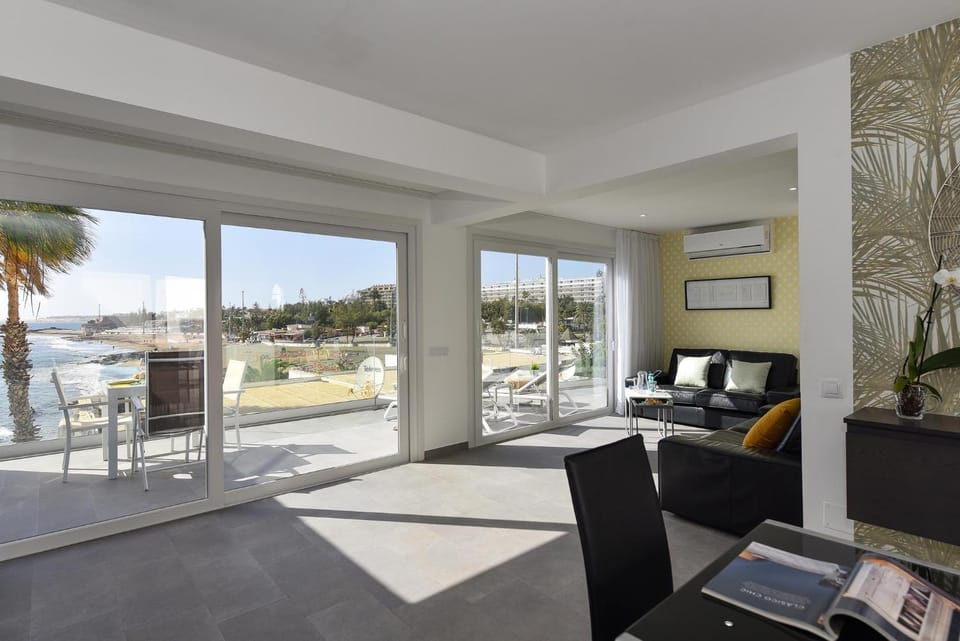 Living room, Seating area, Sea view