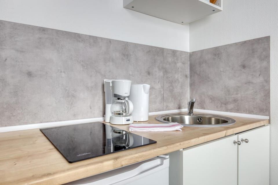 Coffee/tea facilities, Kitchen or kitchenette