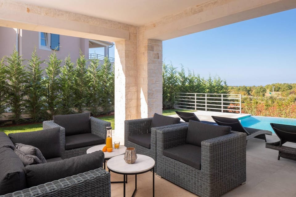 Seating area