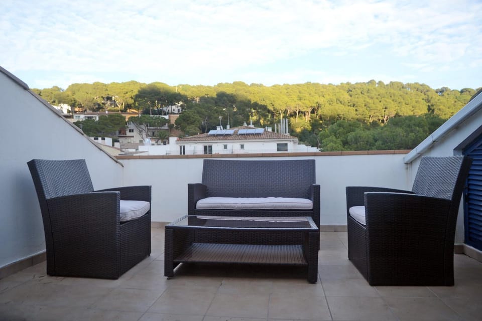 3 Bedroom Duplex, 30m to the beach, Tamariu, Costa Brava Apartment in Tamariu