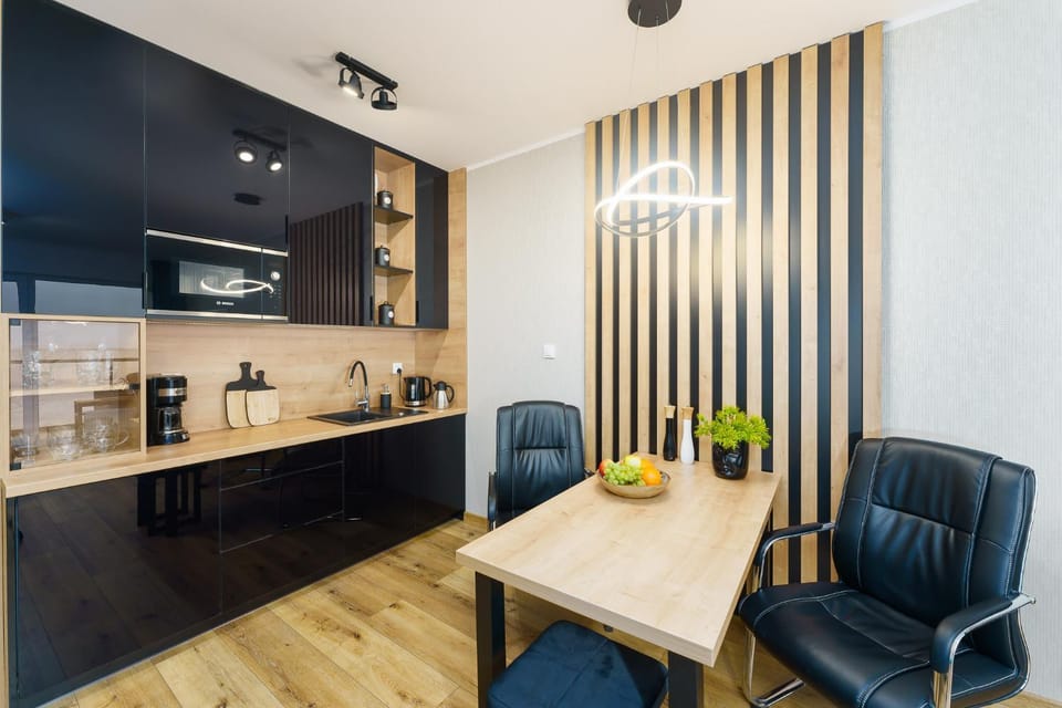 Coffee/tea facilities, Kitchen or kitchenette, Dining area, Meals, dishwasher, toaster