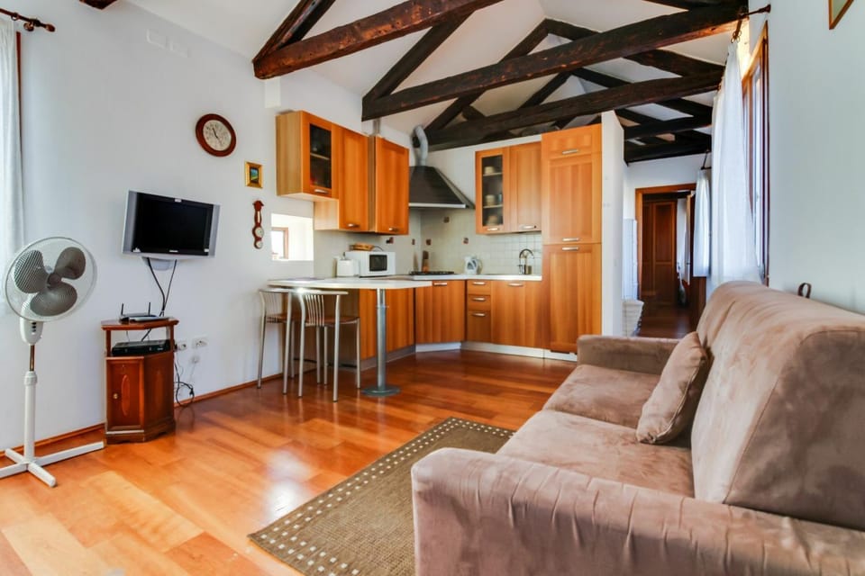 Kitchen or kitchenette, Living room, Dining area