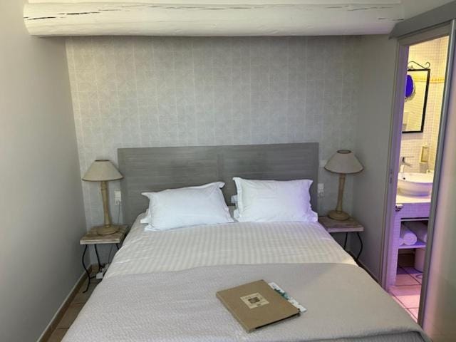 Mas des Carassins Hotel in Saint-Remy-de-Provence