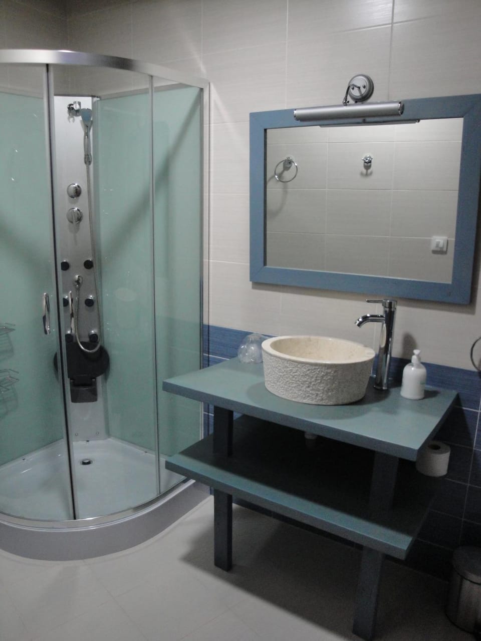 Shower, Bathroom