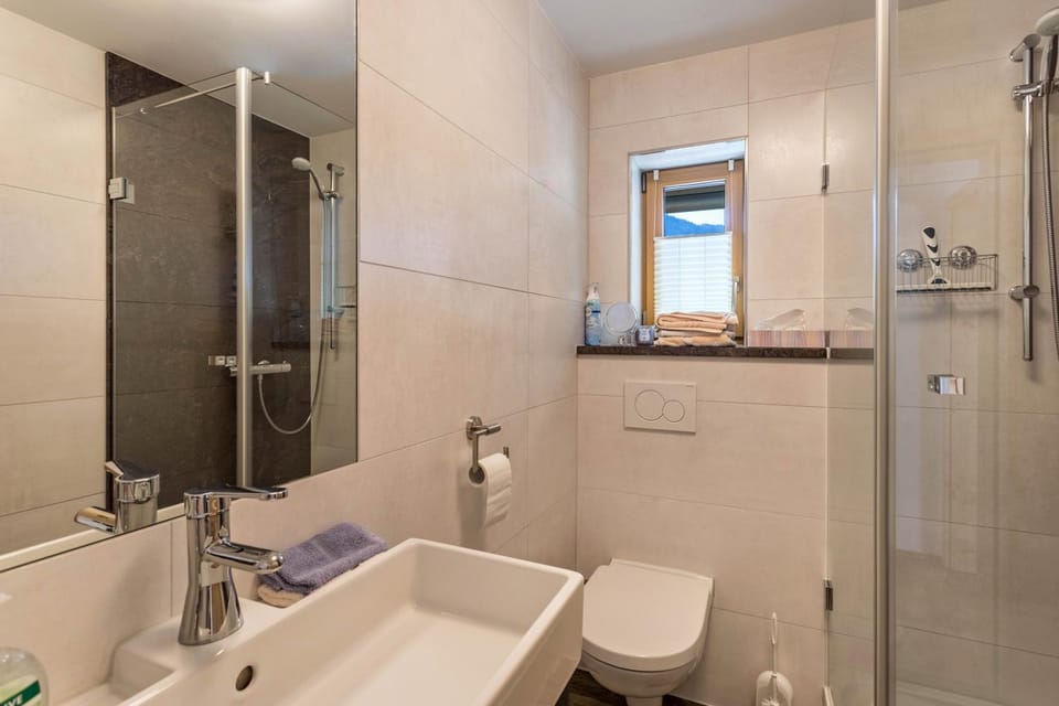 Bathroom, Living room