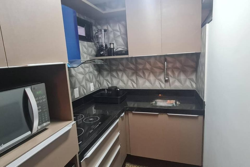 Kitchen or kitchenette, Communal kitchen