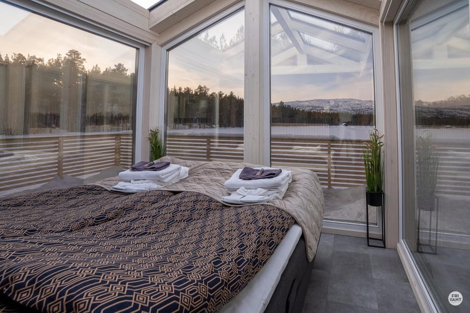 Flatmoen Natur Lodge Campground/ 
RV Resort in Lapland