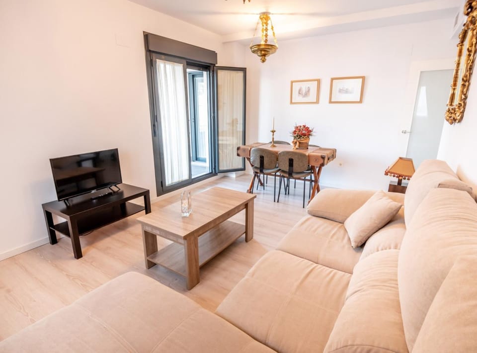 TV and multimedia, Living room, Dining area