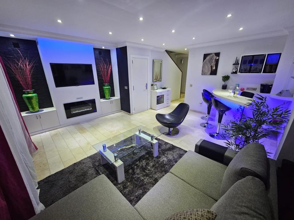 TV and multimedia, Living room